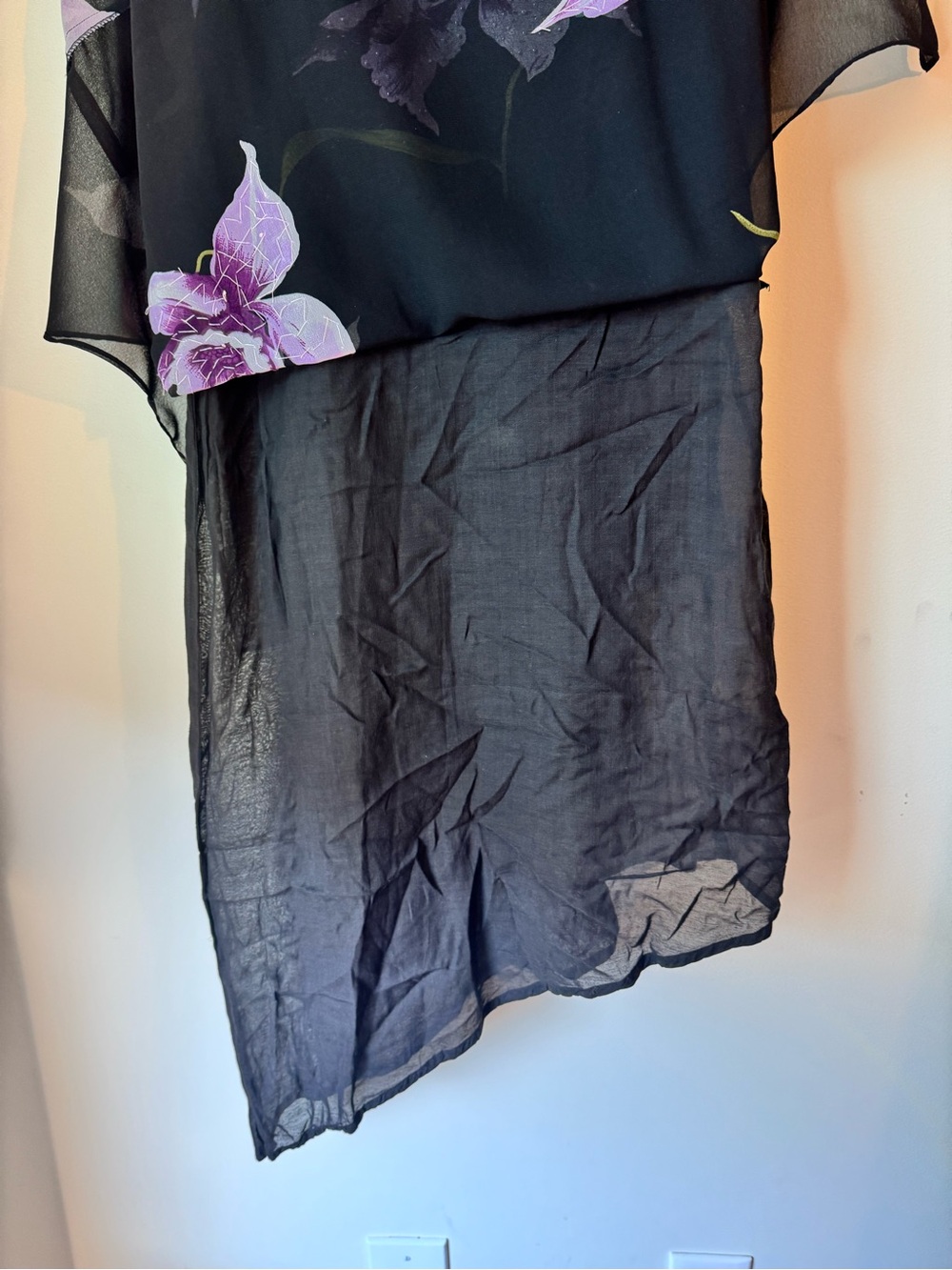 Vintage Hand beaded vintage cocktail dress Lavender Floral Print. - Picture 10 of 12